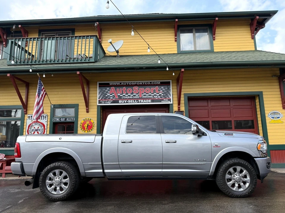 2019 Ram 3500 - Image 2 of 12