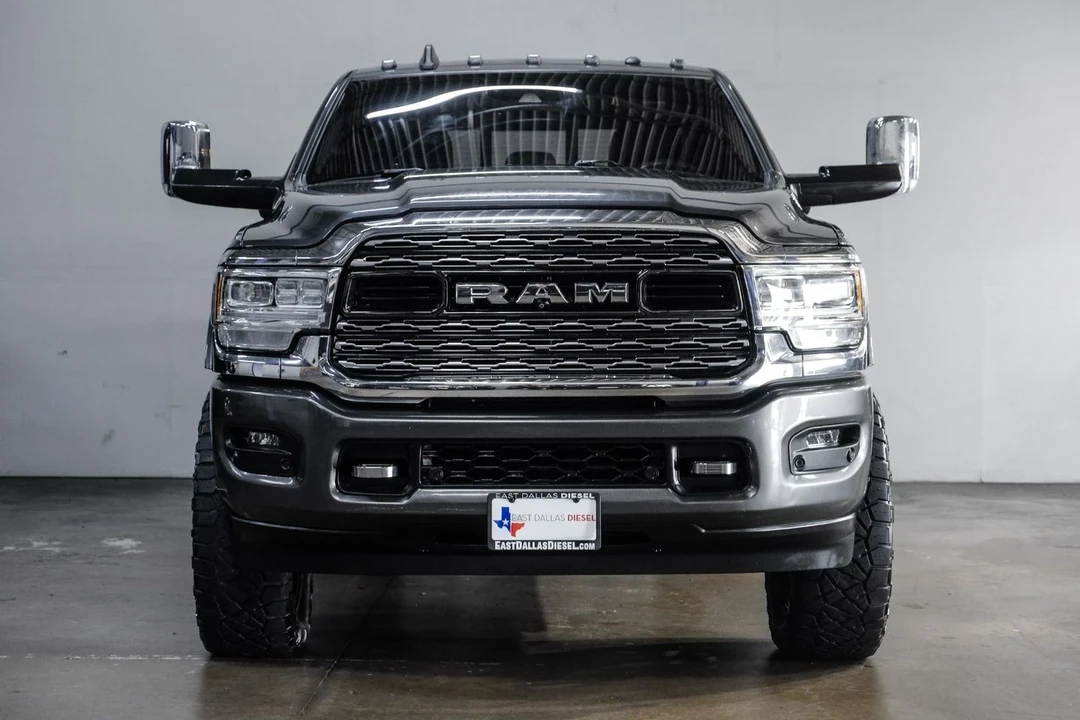 2019 Ram 3500 - Image 7 of 12