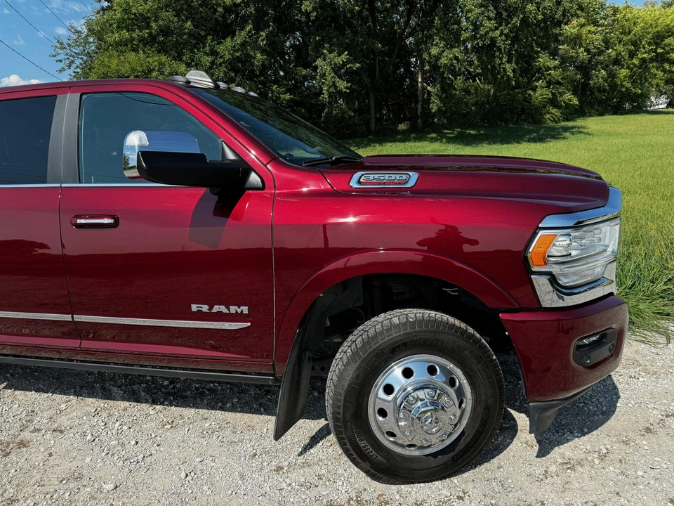 2019 Ram 3500 - Image 15 of 31