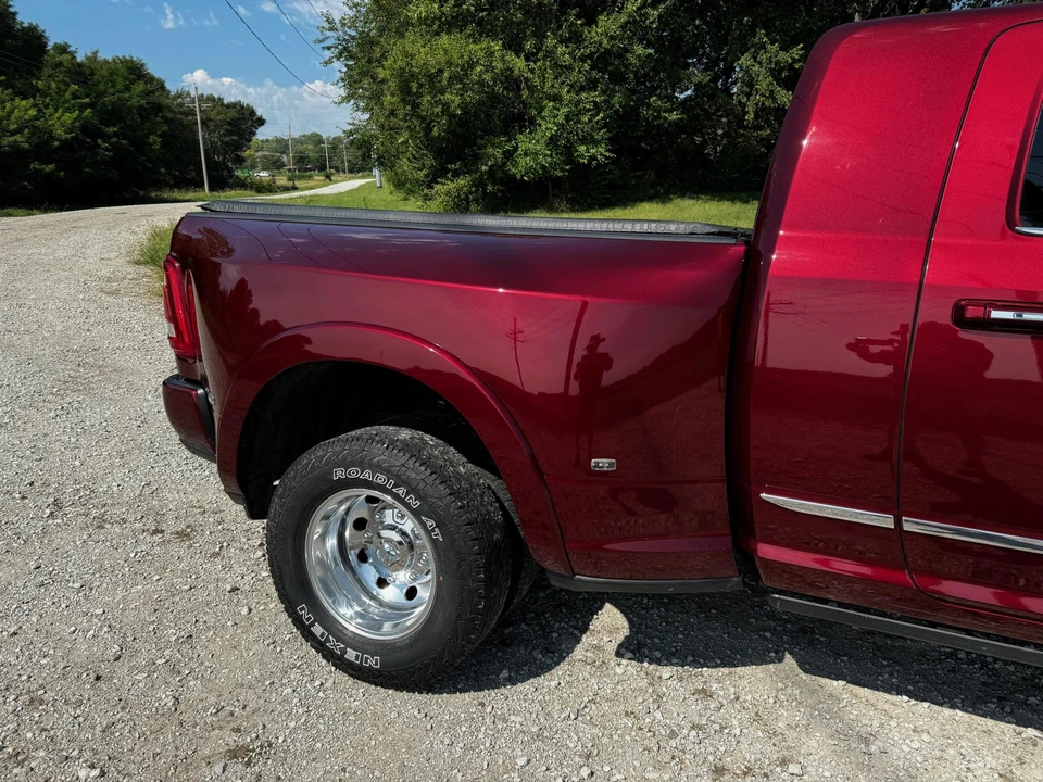 2019 Ram 3500 - Image 19 of 31
