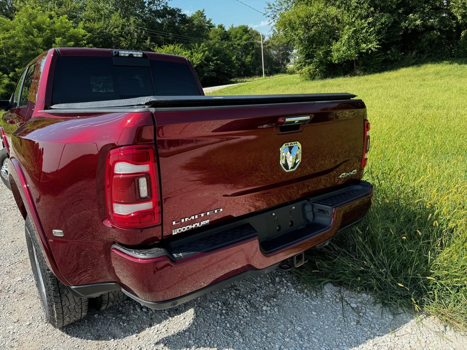 2019 Ram 3500 - Image 12 of 31