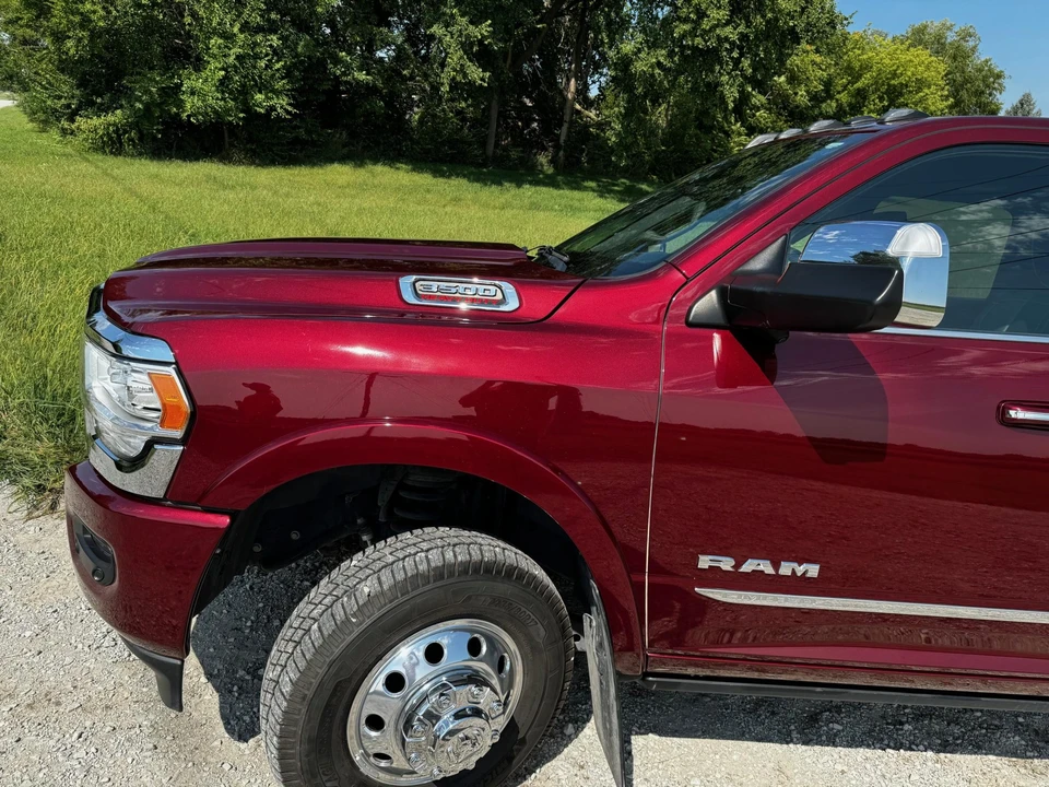 2019 Ram 3500 - Image 25 of 31