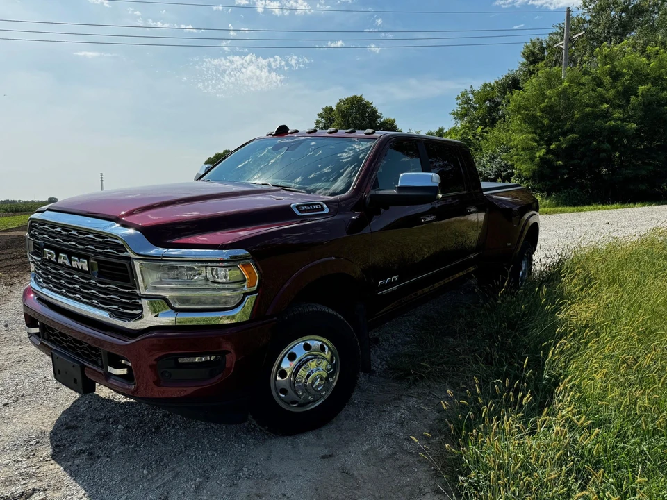 2019 Ram 3500 - Image 3 of 31