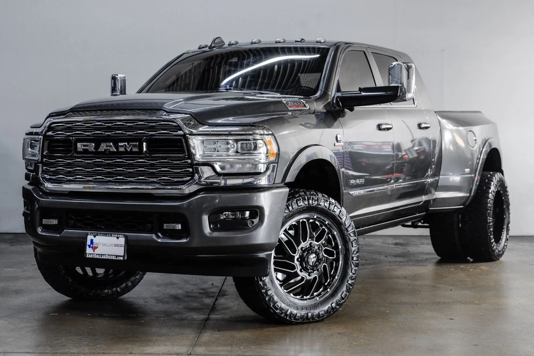 2019 Ram 3500 - Image 8 of 12