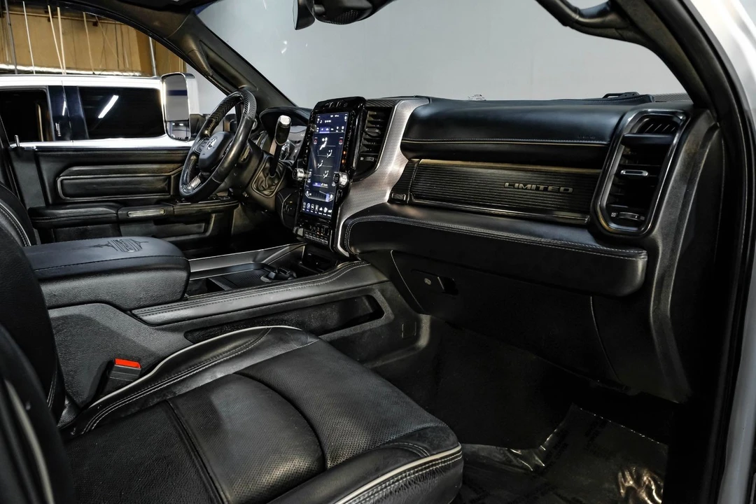 2019 Ram 3500 - Image 19 of 31