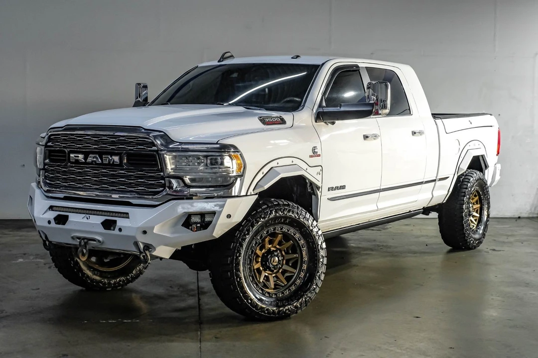 2019 Ram 3500 - Image 7 of 31
