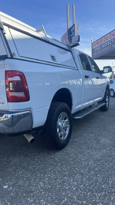 2019 Ram 3500 - Image 3 of 8