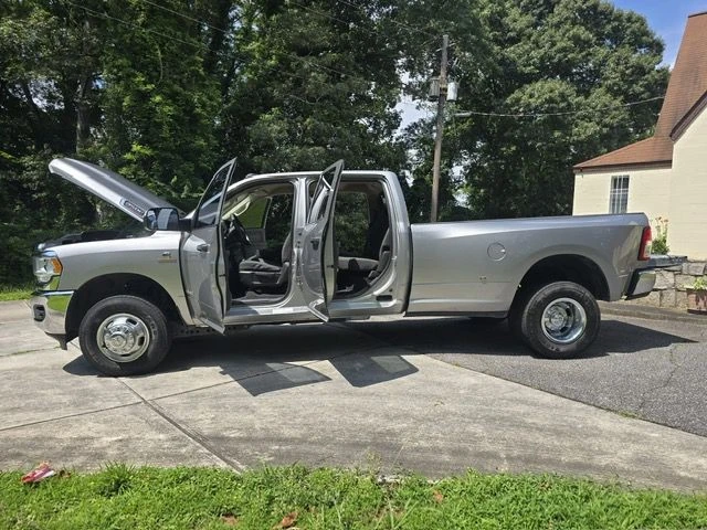 2019 Ram 3500 - Image 2 of 31