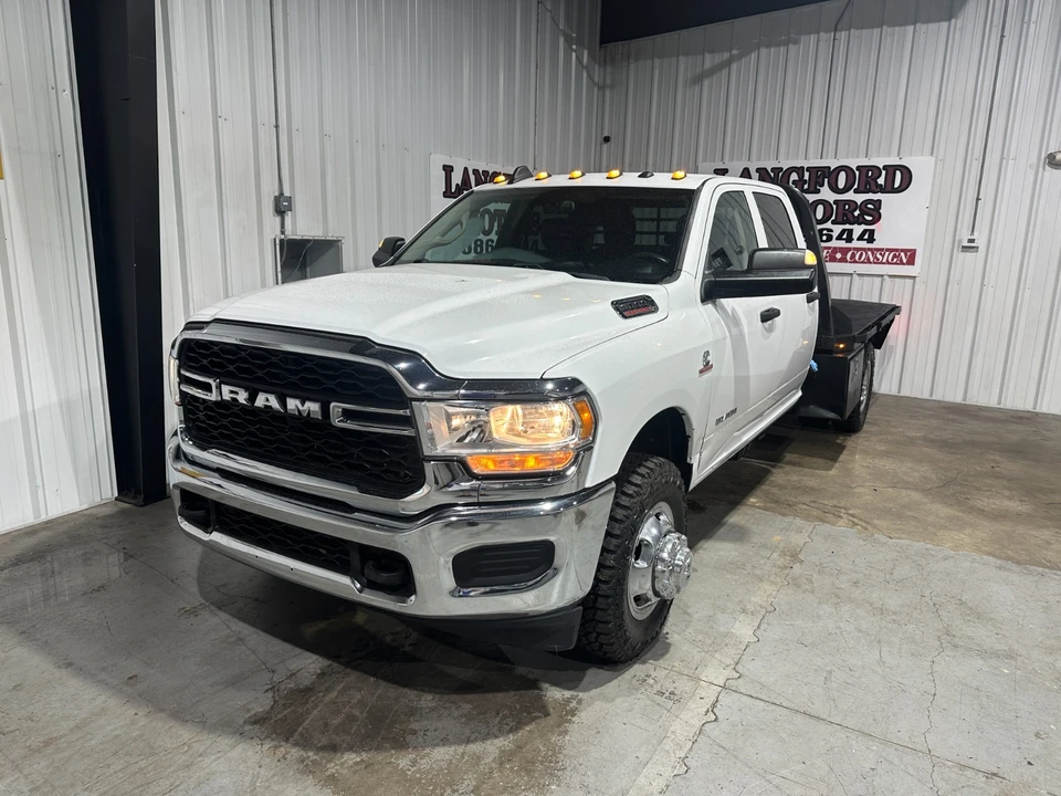 2019 Ram 3500 - Image 2 of 21