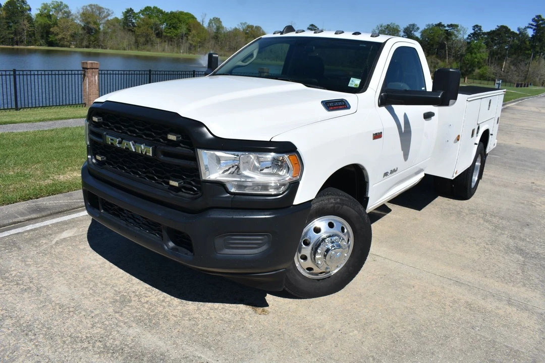 2019 Ram 3500 - Image 2 of 30