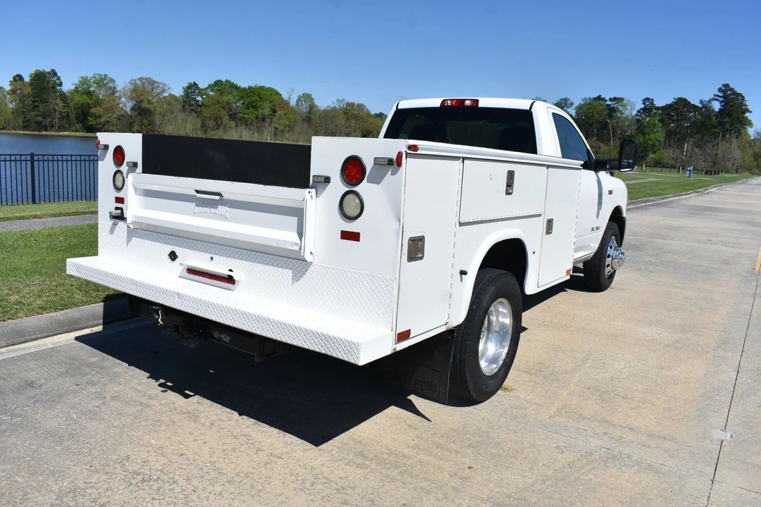 2019 Ram 3500 - Image 10 of 30