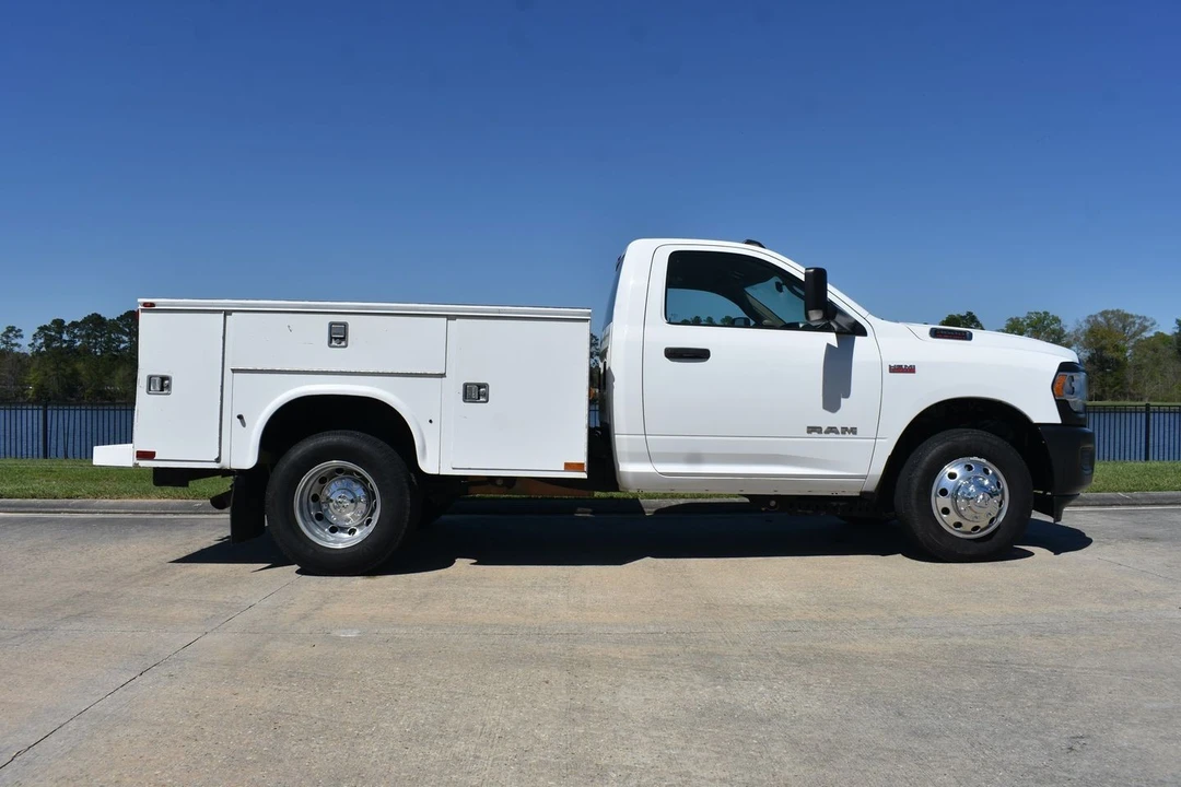 2019 Ram 3500 - Image 8 of 30