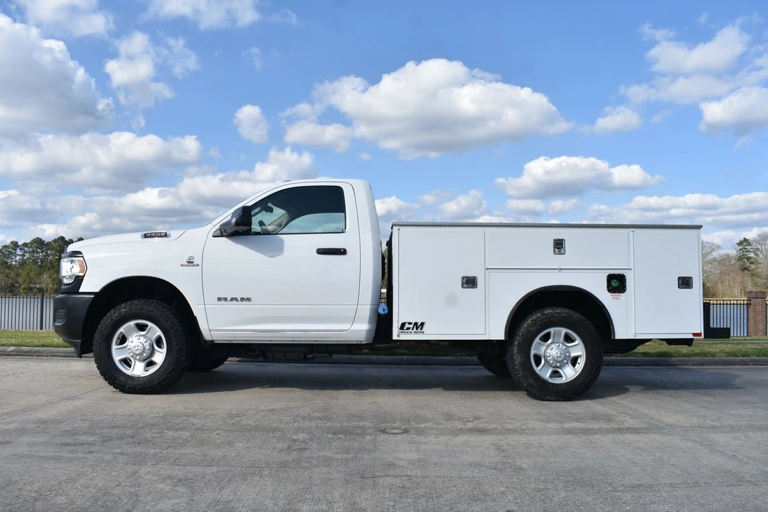 2019 Ram 3500 - Image 9 of 28