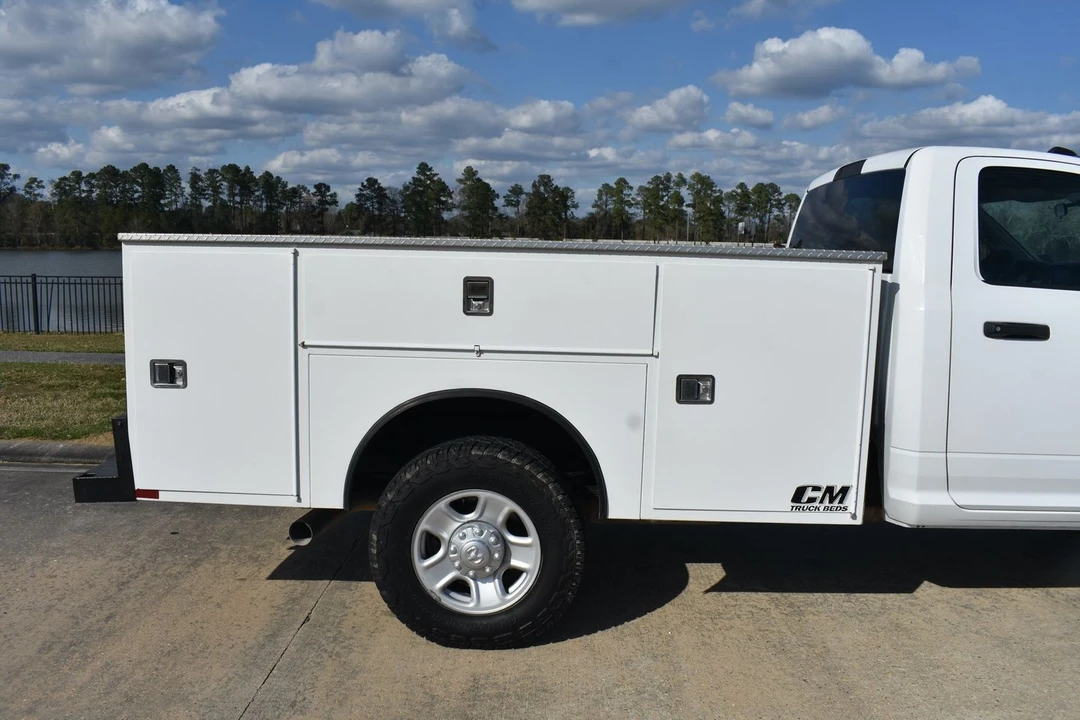 2019 Ram 3500 - Image 4 of 28