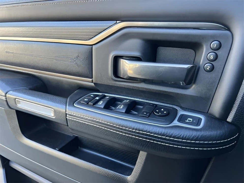 2019 Ram 4500 & 5500 - Image 10 of 12