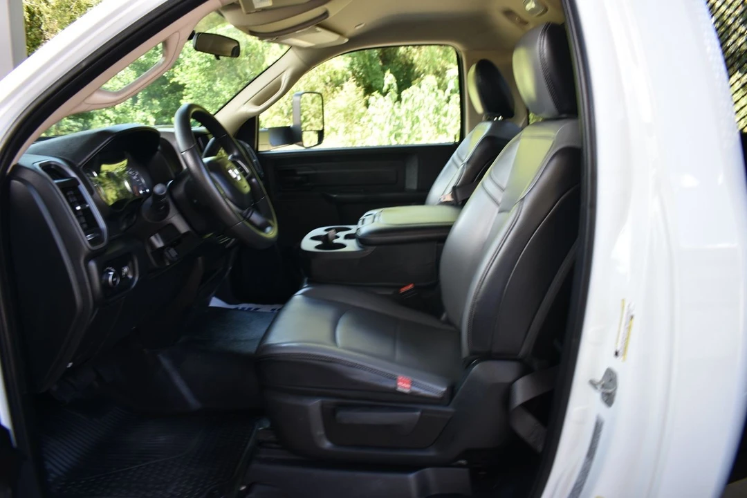 2019 Ram 4500 & 5500 - Image 13 of 21