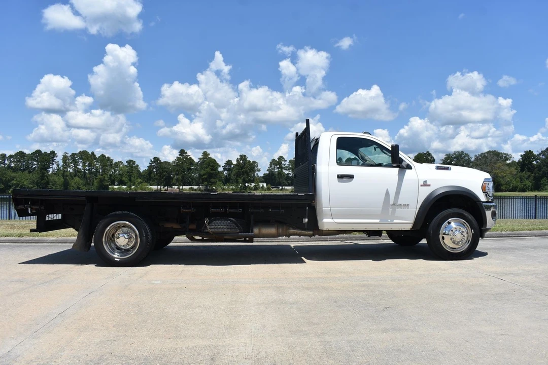2019 Ram 4500 & 5500 - Image 3 of 21