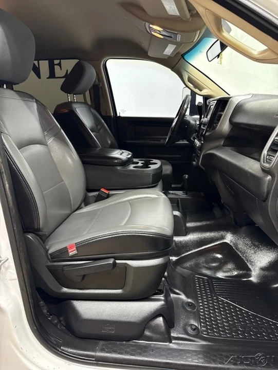 2019 Ram 4500 & 5500 - Image 16 of 21