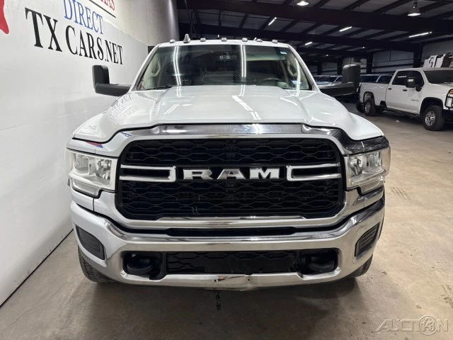 2019 Ram 4500 & 5500 - Image 14 of 21