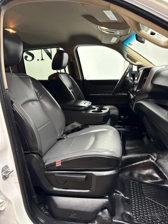 2019 Ram 4500 & 5500 - Image 18 of 21