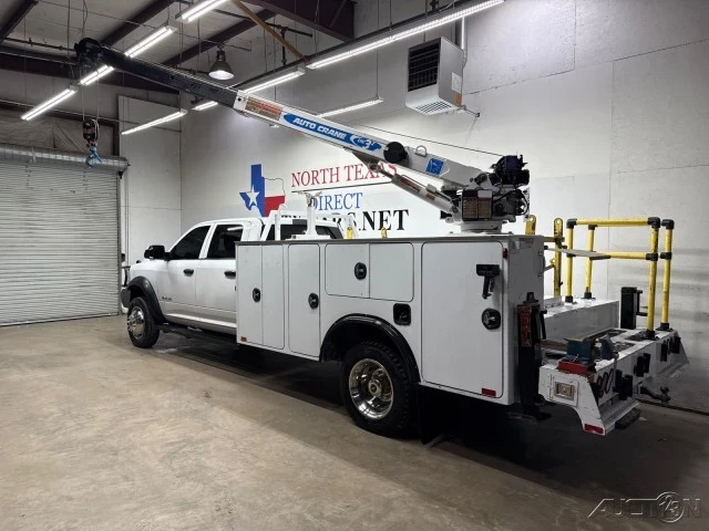 2019 Ram 4500 & 5500 - Image 16 of 21