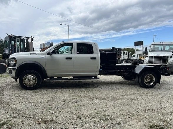 2019 Ram 4500 & 5500 - Image 5 of 12