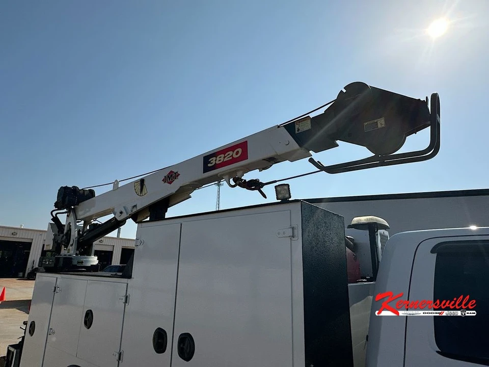 2019 Ram 4500 & 5500 - Image 13 of 24