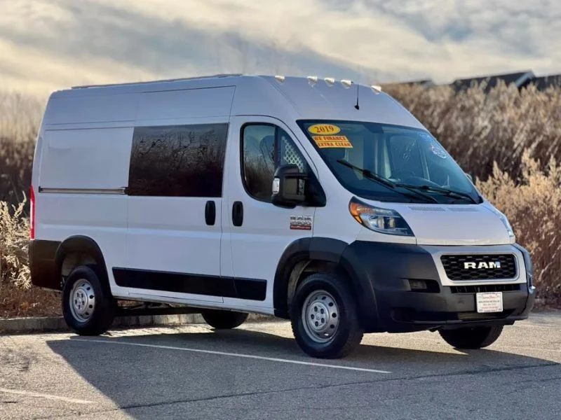 2019 Ram ProMaster - Image 2 of 12