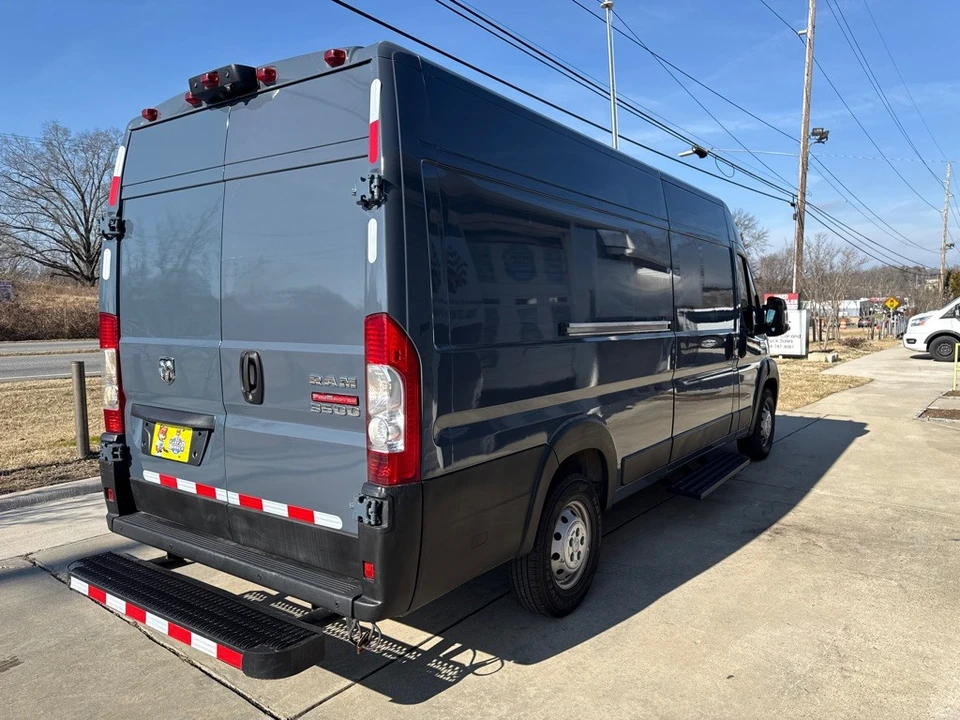 2019 Ram ProMaster - Image 5 of 17
