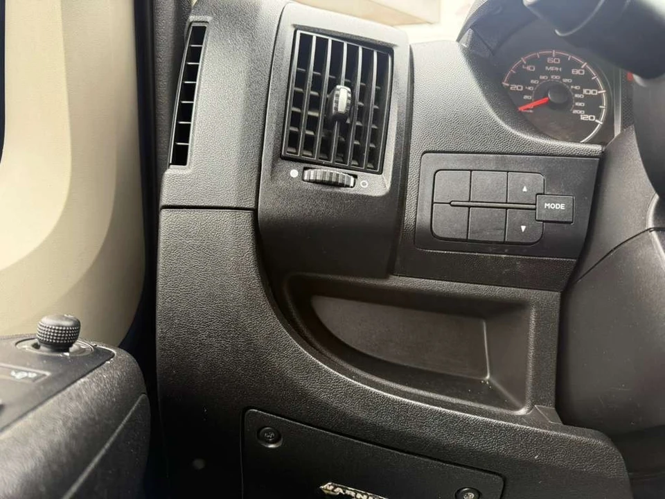 2019 Ram ProMaster - Image 14 of 21
