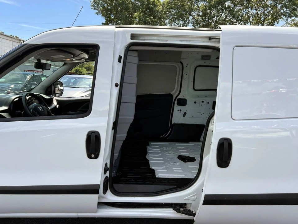 2019 Ram ProMaster - Image 11 of 21