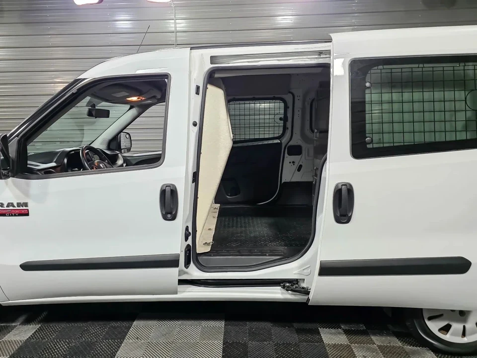 2019 Ram ProMaster - Image 10 of 12