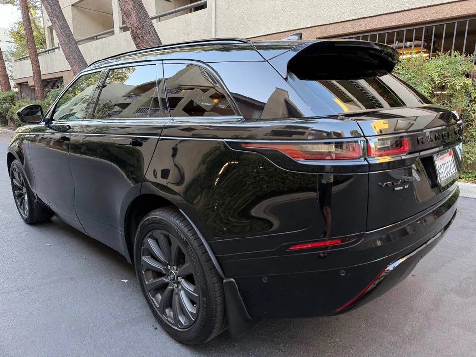 2019 Land Rover Range Rover Velar - Image 7 of 23