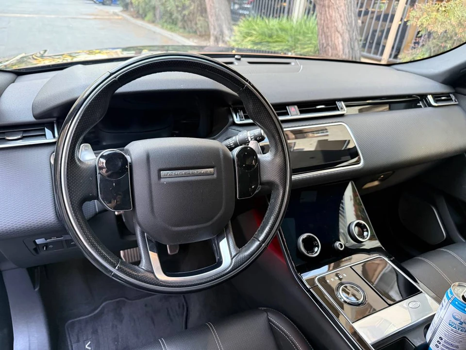 2019 Land Rover Range Rover Velar - Image 9 of 23