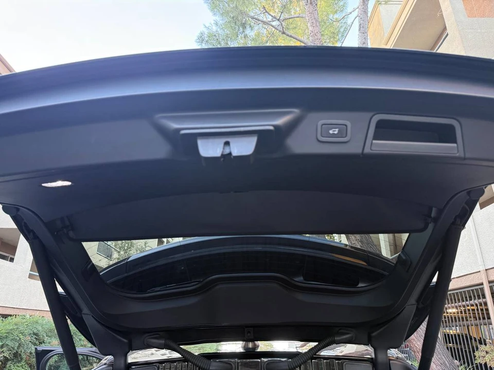2019 Land Rover Range Rover Velar - Image 22 of 23