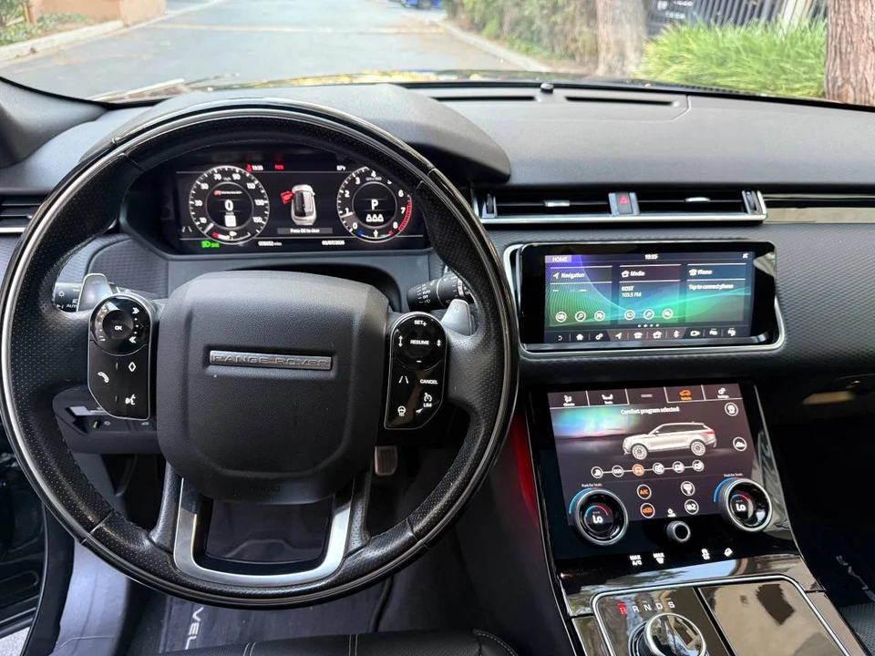 2019 Land Rover Range Rover Velar - Image 11 of 23
