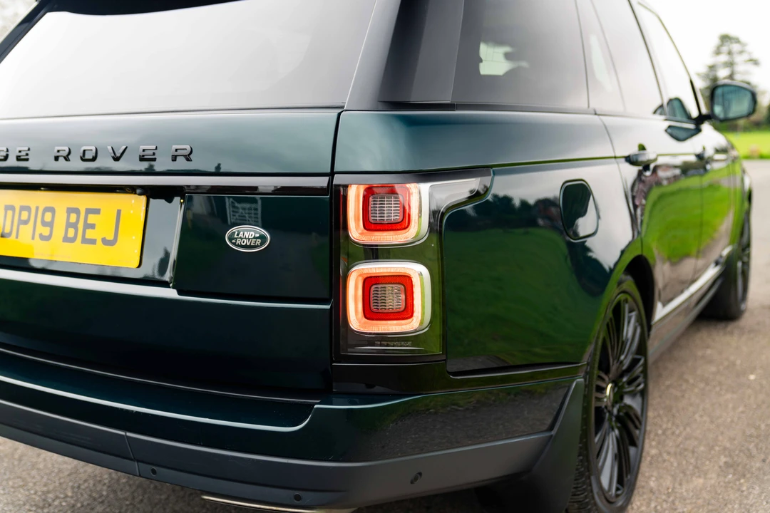 2019 Land Rover Range Rover L405 - Image 17 of 31