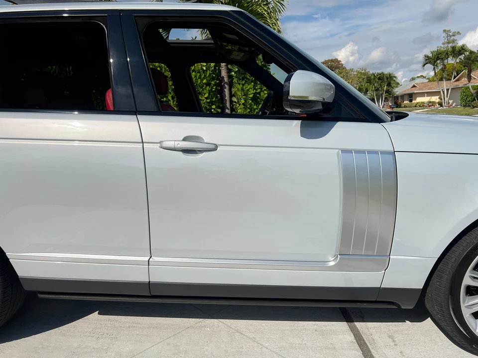 2019 Land Rover Range Rover L405 - Image 25 of 31