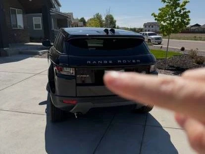 2019 Land Rover Range Rover Evoque 2nd Gen - Image 5 of 6