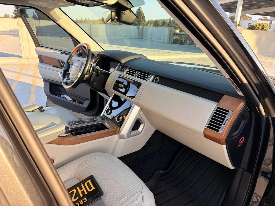 2019 Land Rover Range Rover L405 - Image 8 of 14