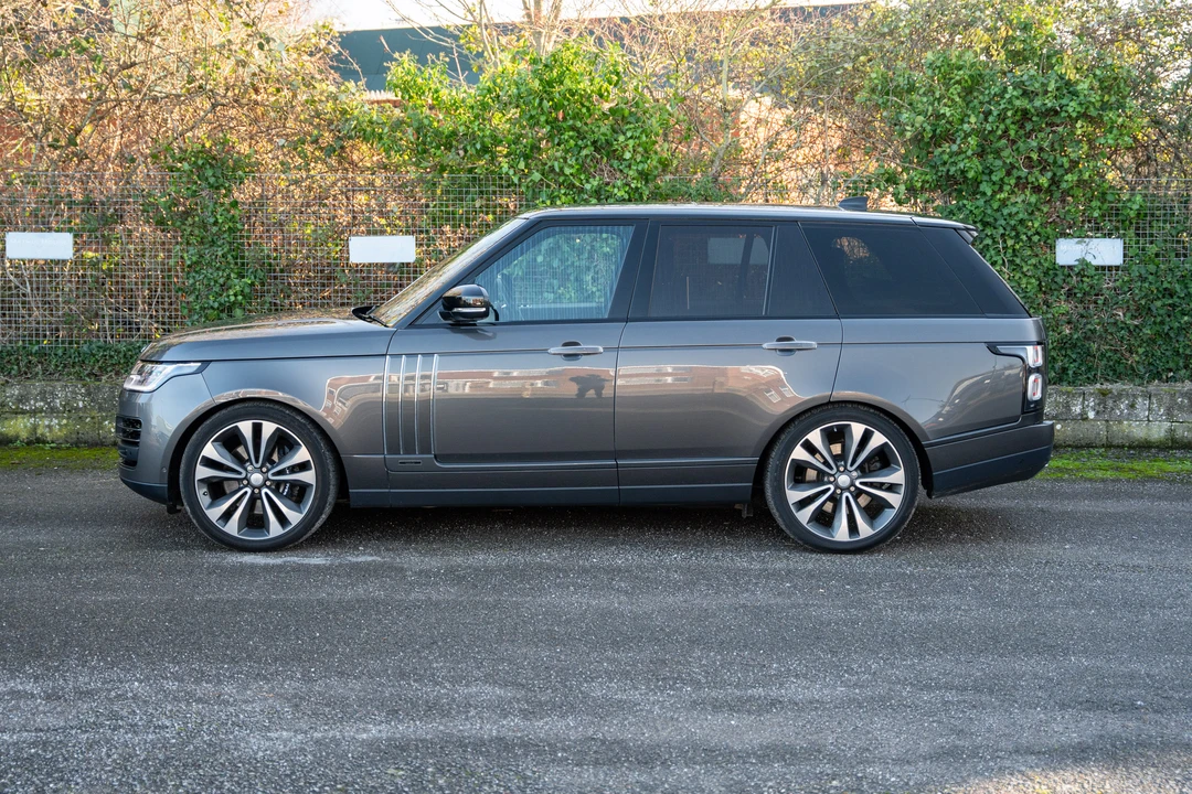 2019 Land Rover Range Rover L405 - Image 5 of 31