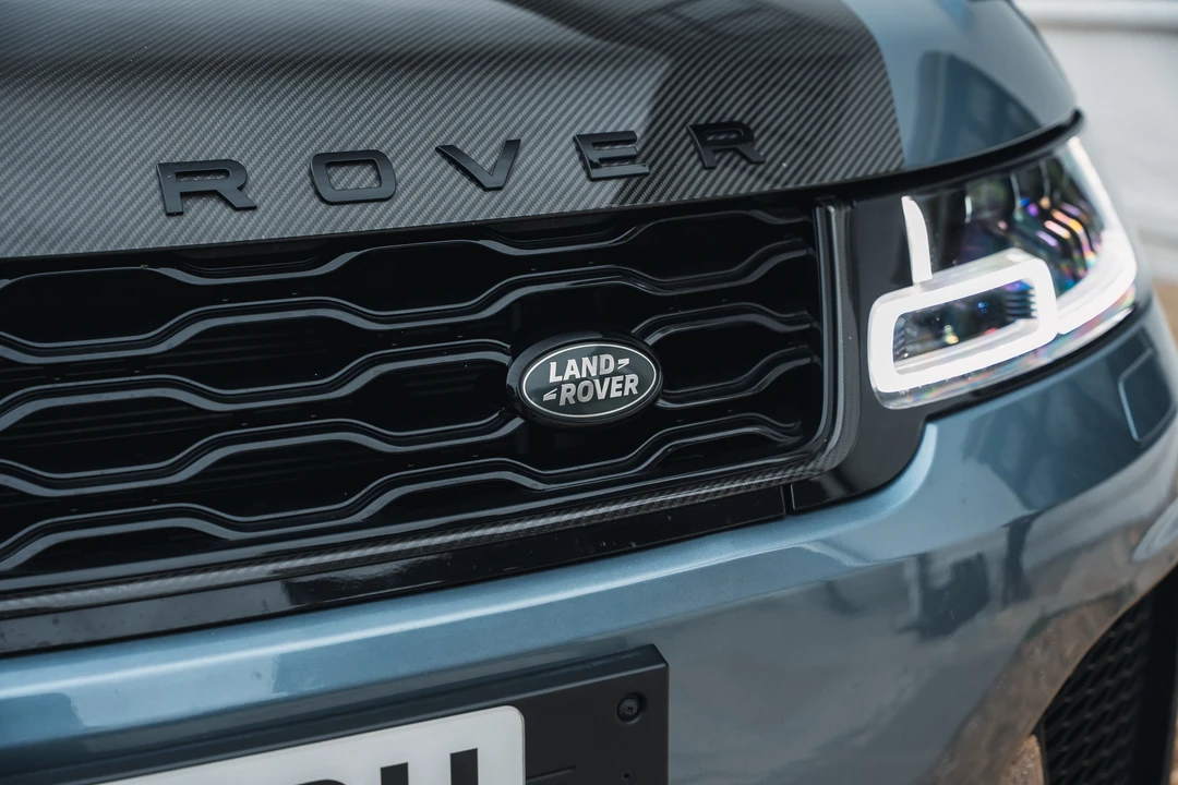 2019 Land Rover Range Rover Sport SVR L494 - Image 15 of 31