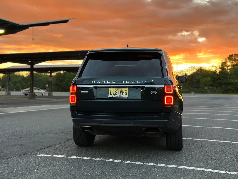 2019 Land Rover Range Rover L405 - Image 16 of 31
