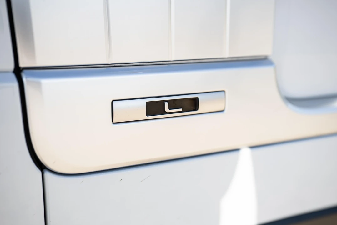 2019 Land Rover Range Rover L405 - Image 25 of 31