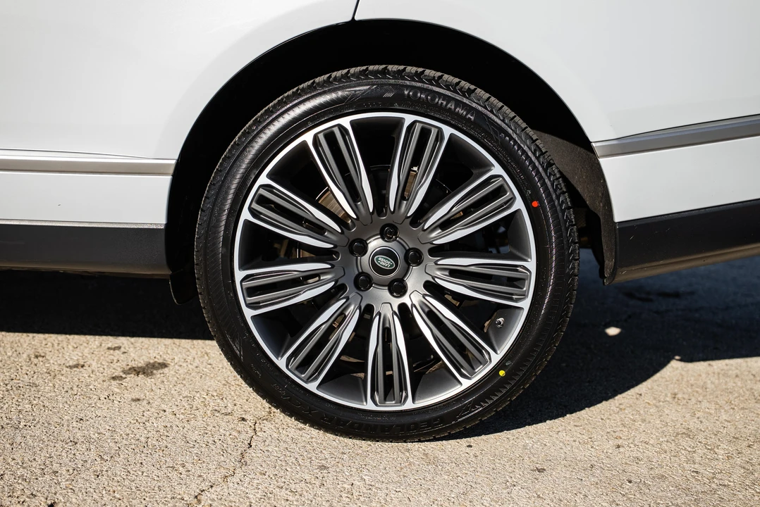 2019 Land Rover Range Rover L405 - Image 31 of 31