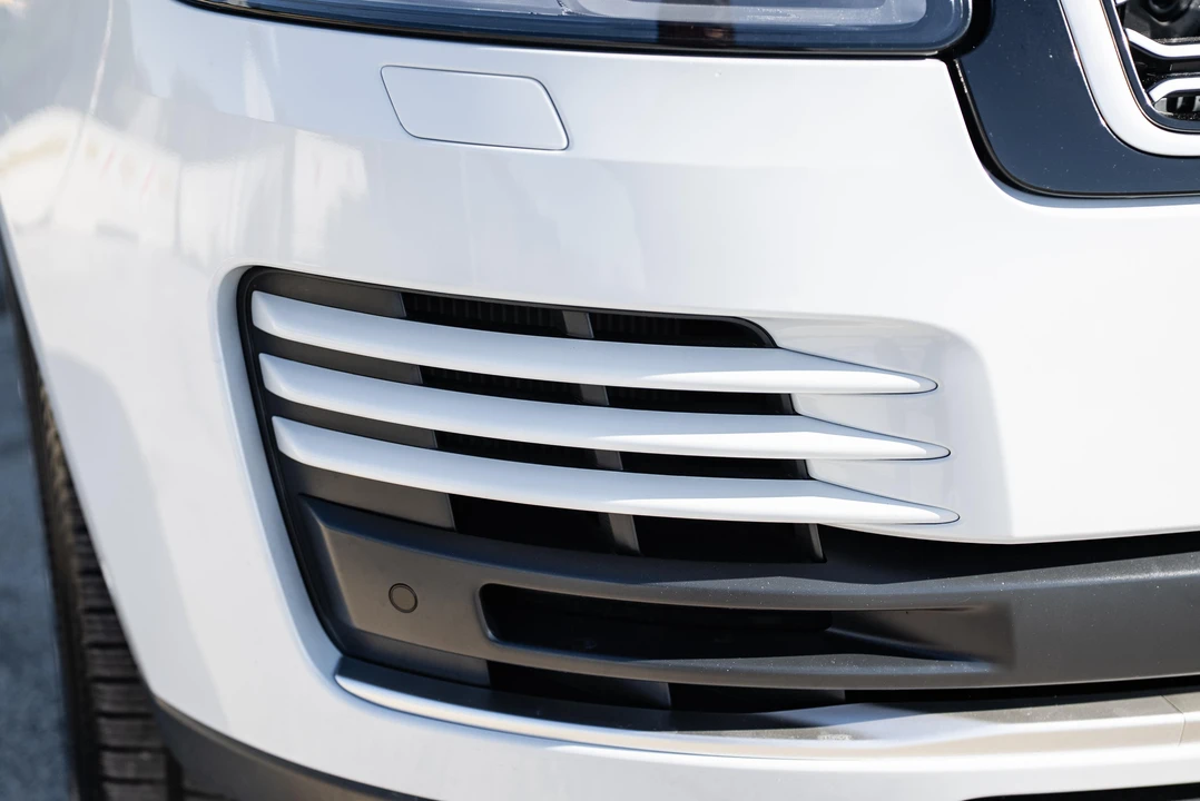 2019 Land Rover Range Rover L405 - Image 17 of 31