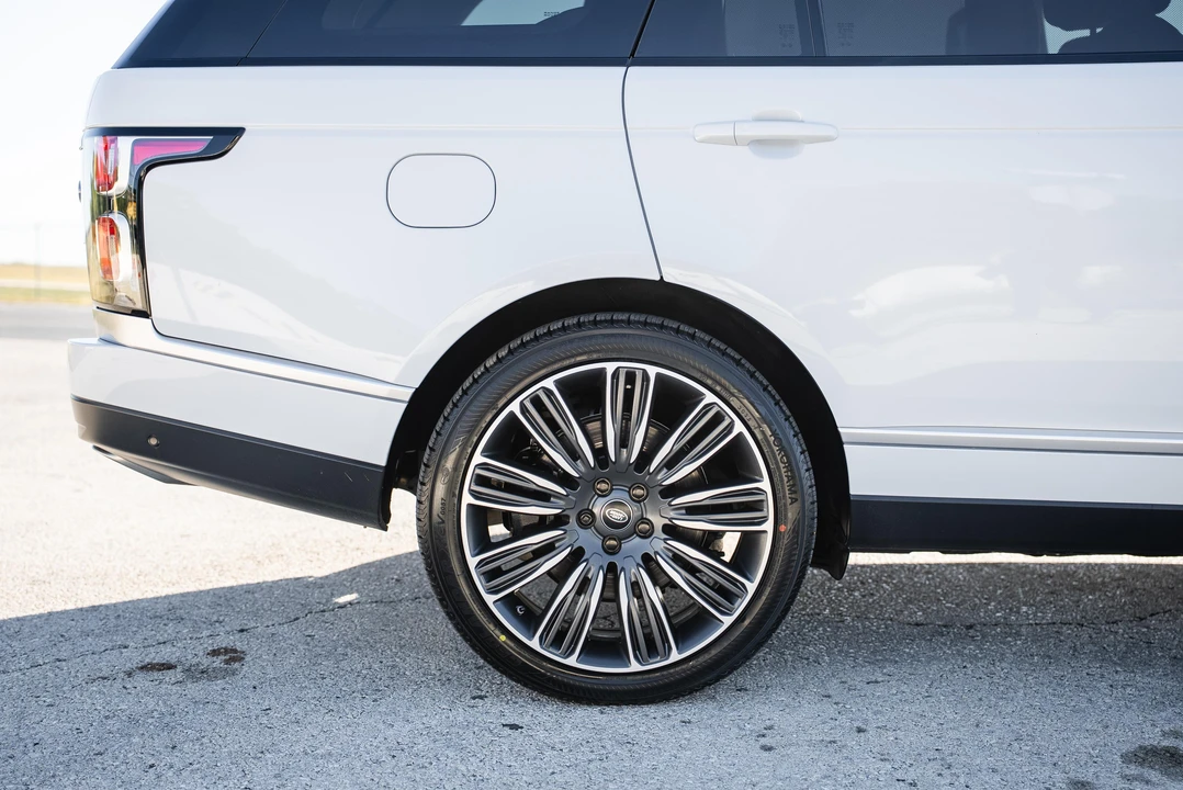 2019 Land Rover Range Rover L405 - Image 27 of 31