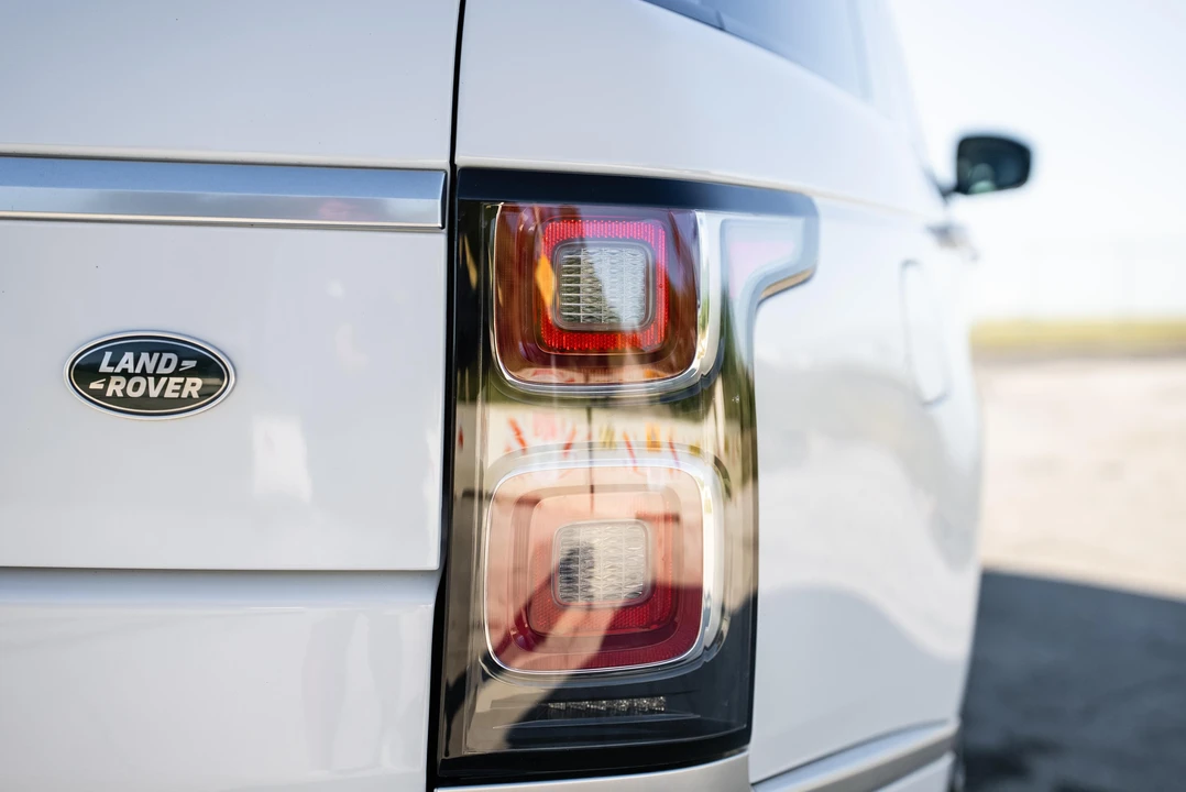 2019 Land Rover Range Rover L405 - Image 26 of 31