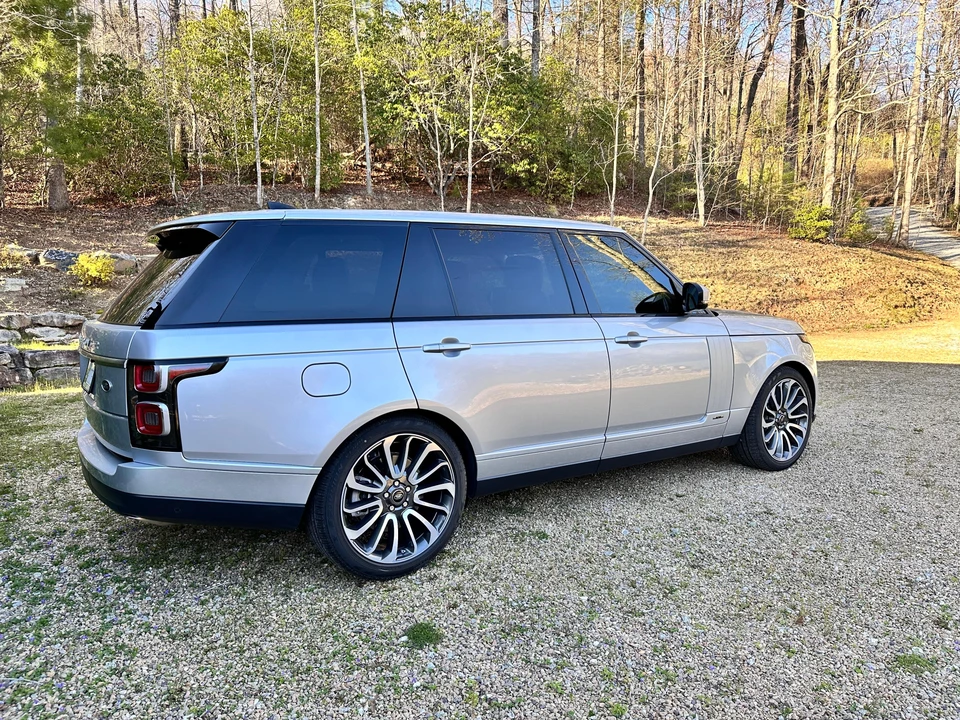 2019 Land Rover Range Rover L405 - Image 19 of 31