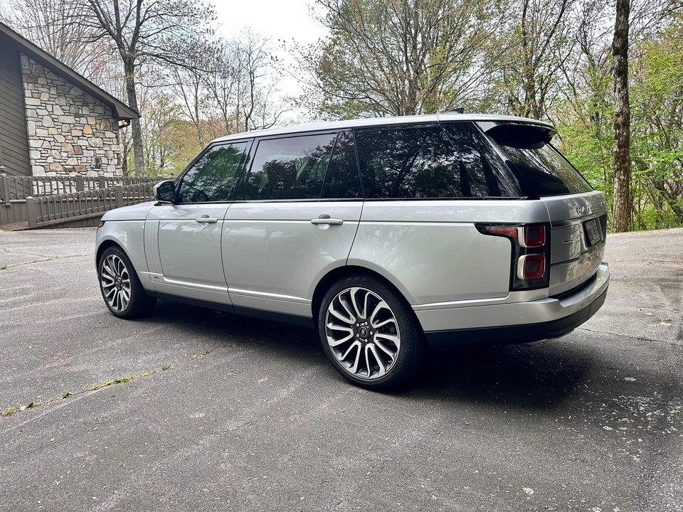 2019 Land Rover Range Rover L405 - Image 13 of 31